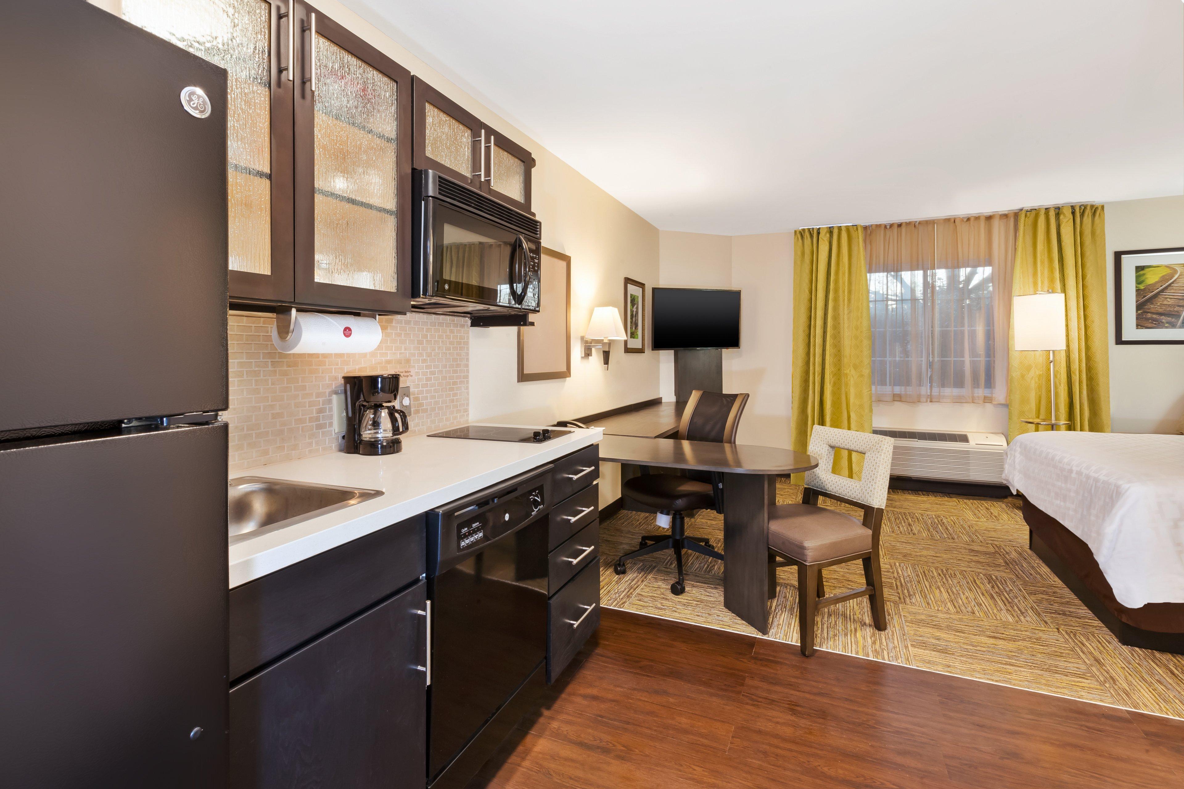 Candlewood Suites Huntersville-Lake Norman Area By Ihg Экстерьер фото
