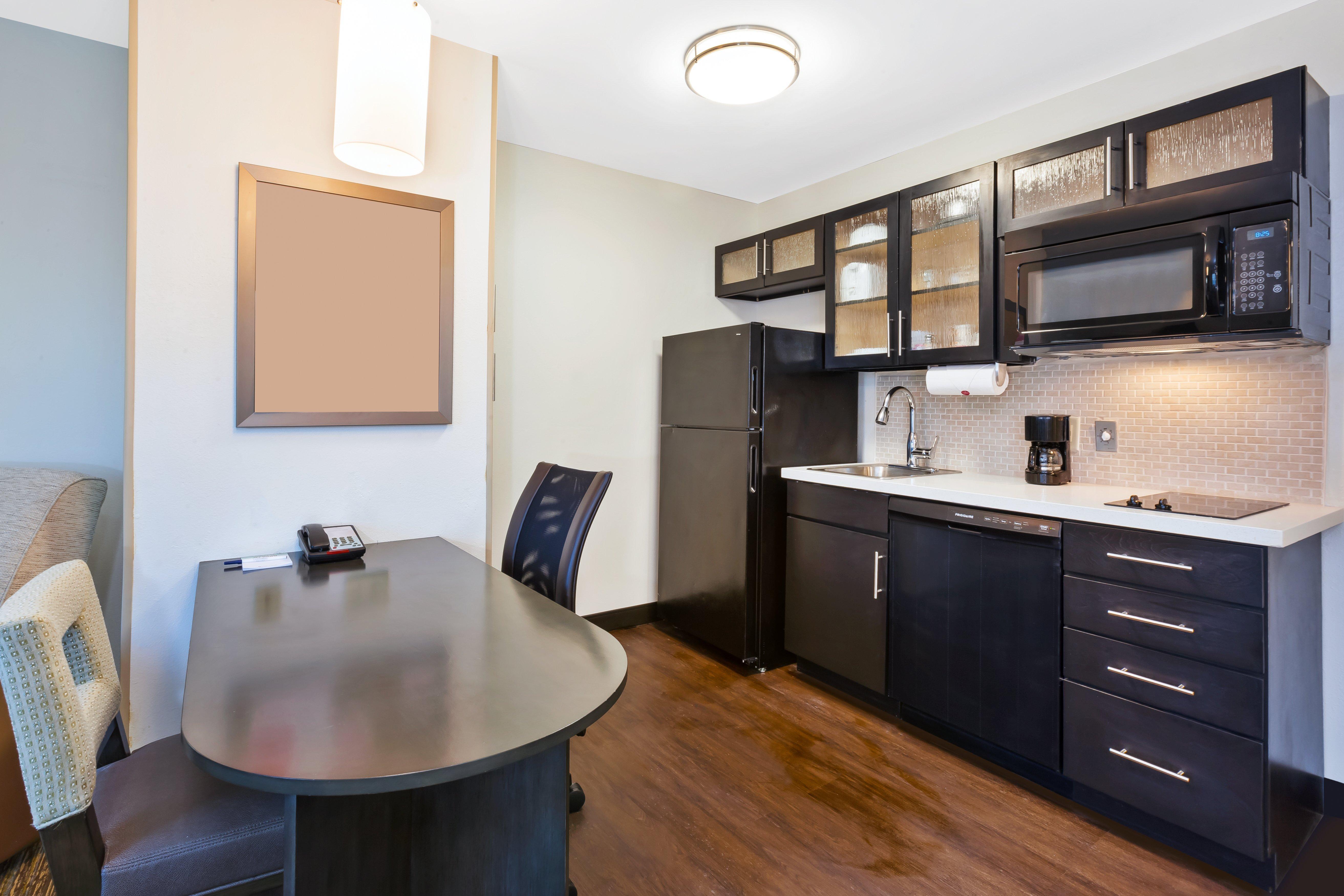 Candlewood Suites Huntersville-Lake Norman Area By Ihg Экстерьер фото
