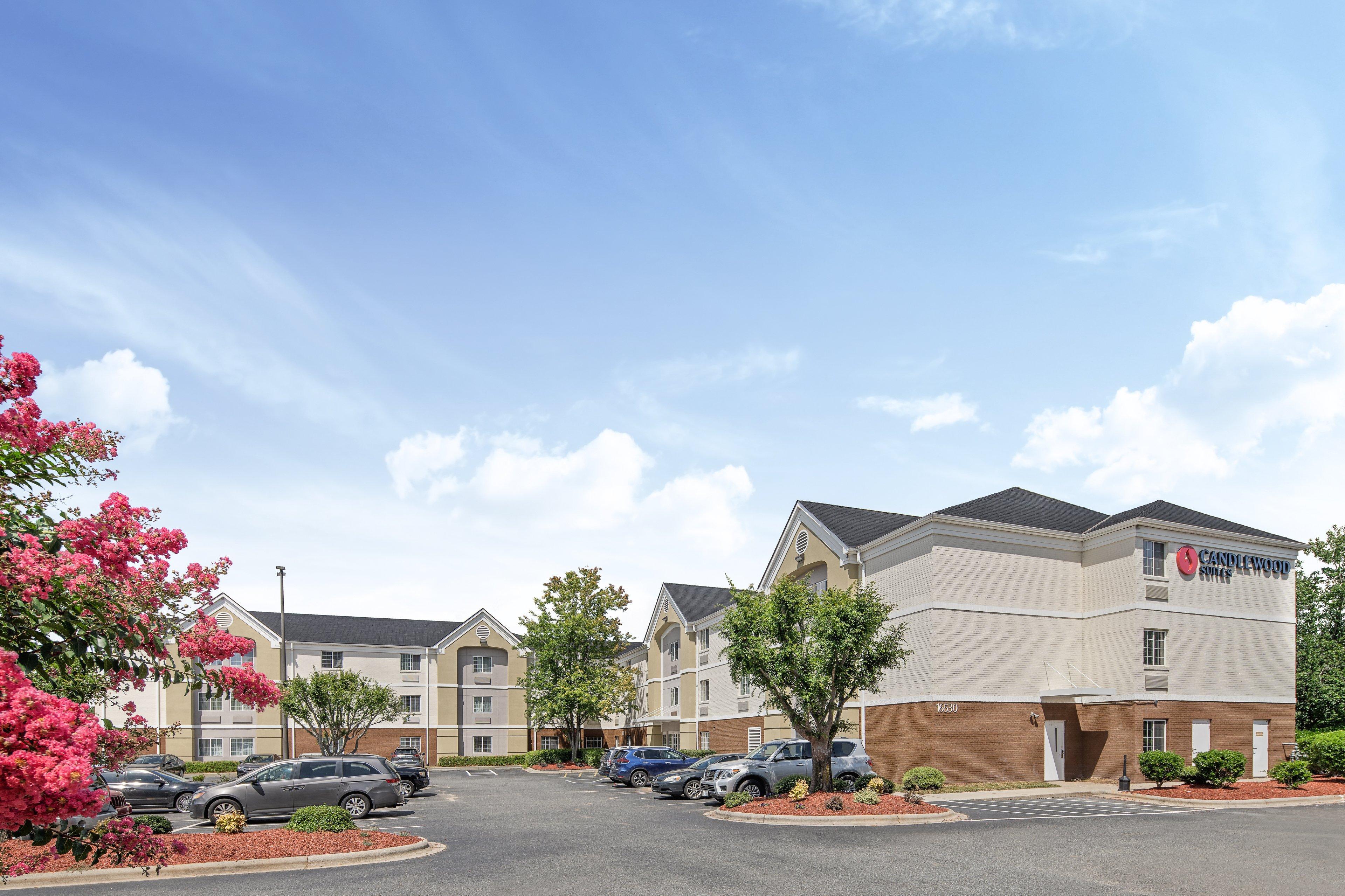 Candlewood Suites Huntersville-Lake Norman Area By Ihg Экстерьер фото