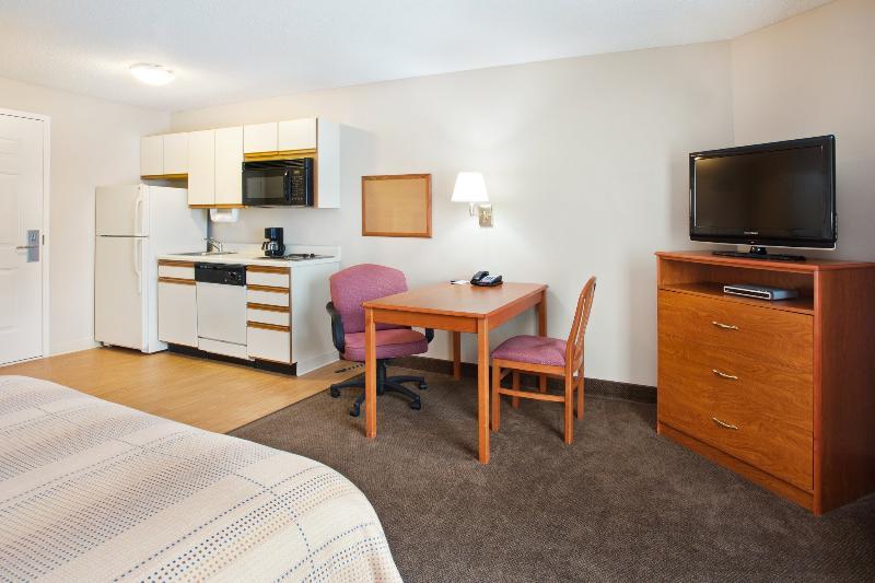 Candlewood Suites Huntersville-Lake Norman Area By Ihg Экстерьер фото