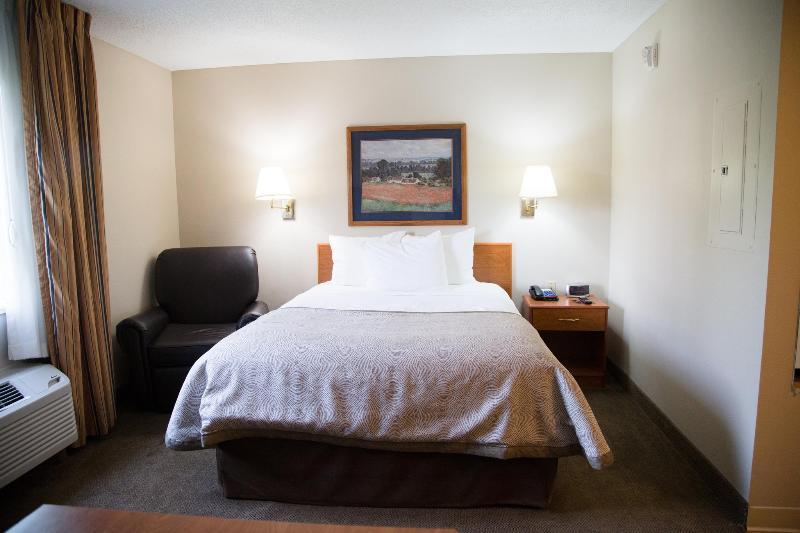 Candlewood Suites Huntersville-Lake Norman Area By Ihg Экстерьер фото