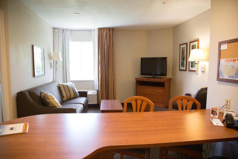 Candlewood Suites Huntersville-Lake Norman Area By Ihg Экстерьер фото